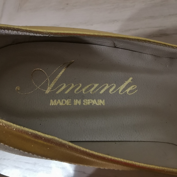 Amante Open Toe Pumps - Picture 9 of 16